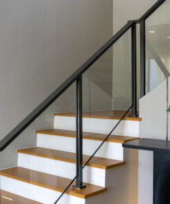 ราวกันตก-ราวบันได-กระจก