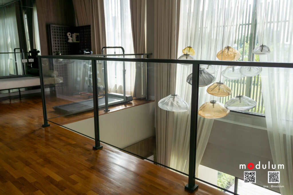 ราวกันตก-ราวบันได-กระจก