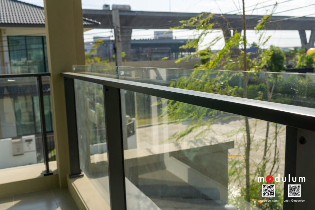 ราวกันตก-ราวระเบียง-กระจก