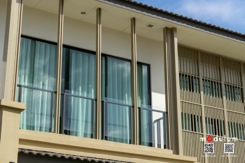 ราวกันตก-ราวระเบียง-กระจก