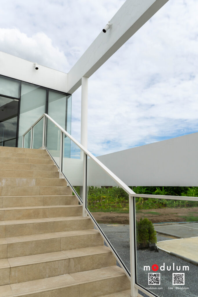 ราวกันตก-กระจกนิรภัย