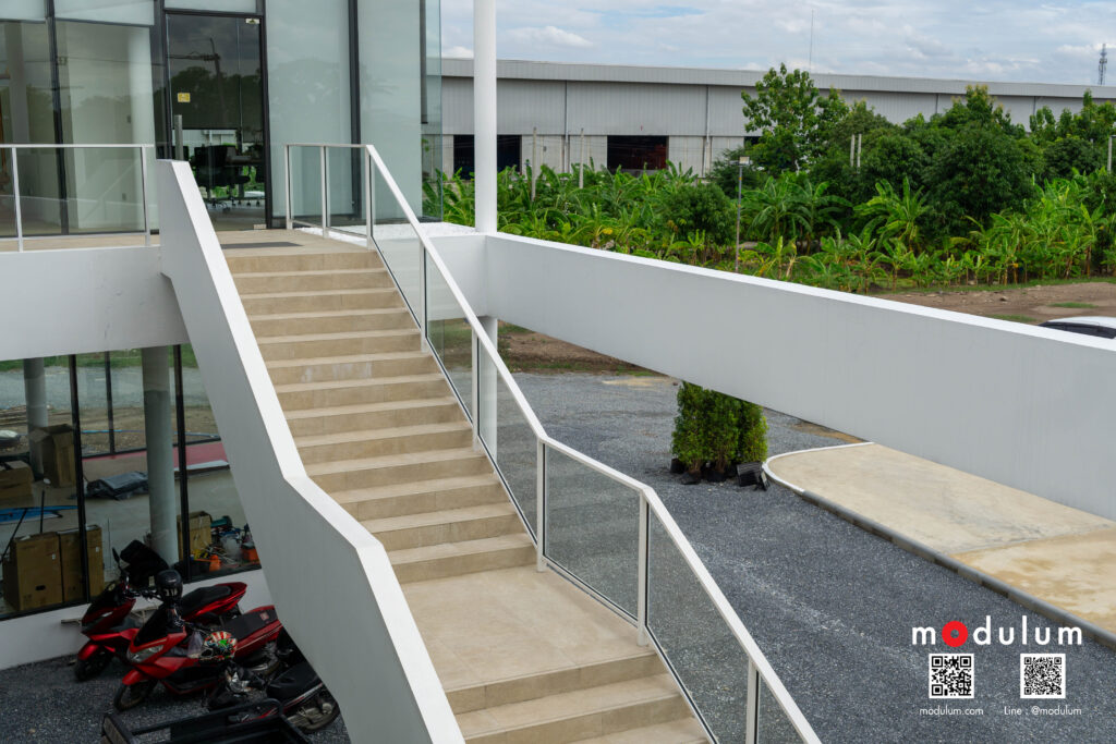 ราวกันตก-กระจกนิรภัย