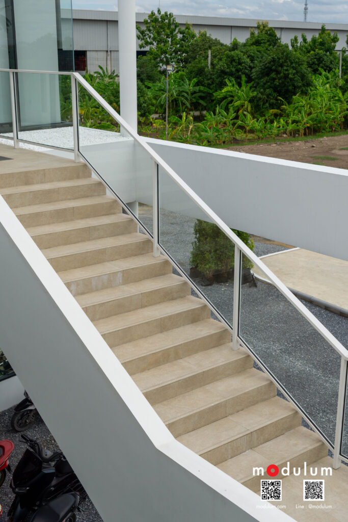 ราวกันตก-กระจกนิรภัย