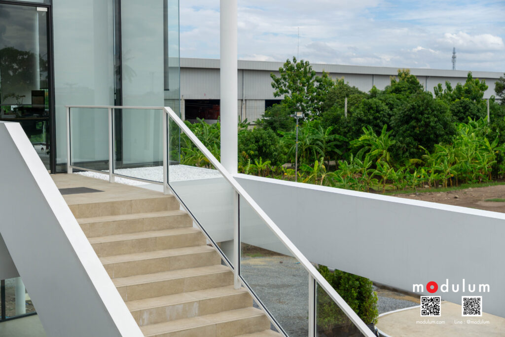 ราวกันตก-กระจกนิรภัย