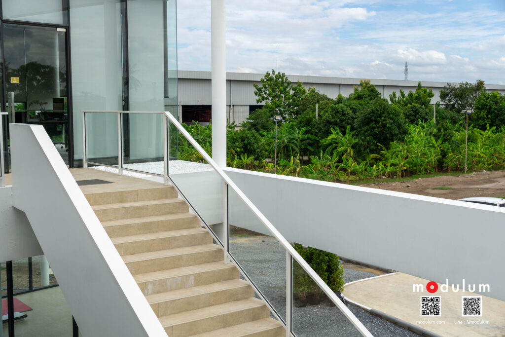 ราวกันตก-กระจกนิรภัย