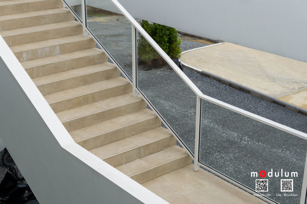 ราวกันตก-กระจกนิรภัย