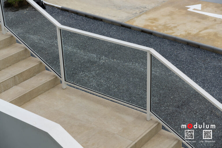 ราวกันตก-กระจกนิรภัย