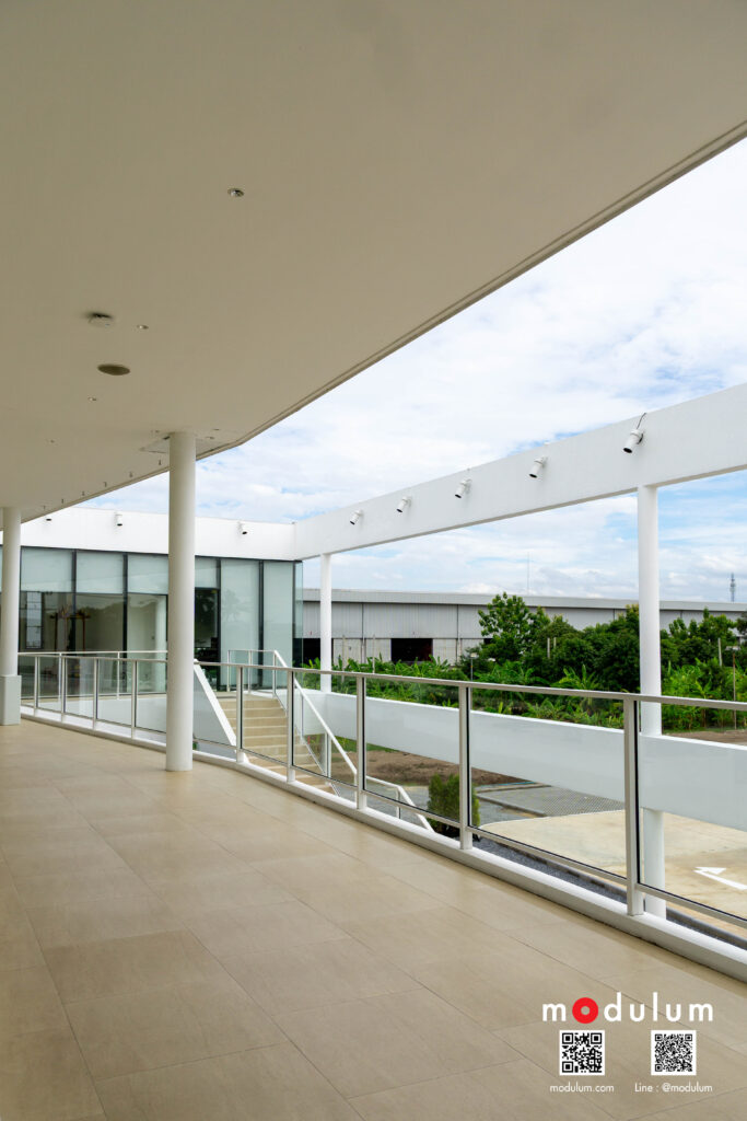 ราวกันตก-กระจกนิรภัย