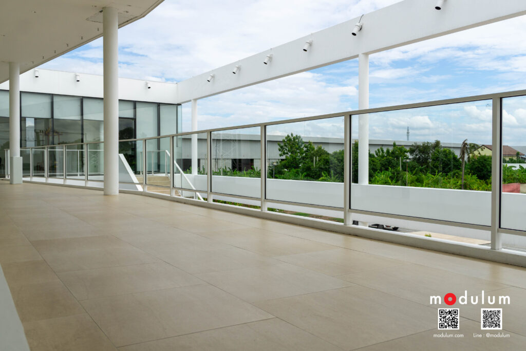 ราวกันตก-กระจกนิรภัย