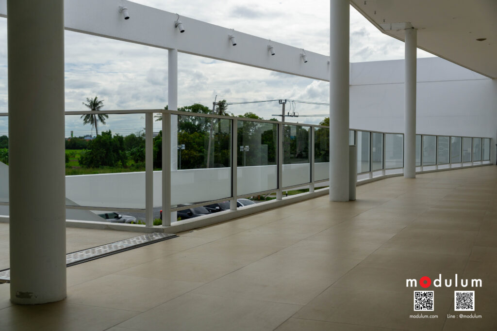 ราวกันตก-กระจกนิรภัย