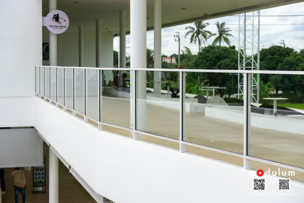 ราวกันตก-กระจกนิรภัย