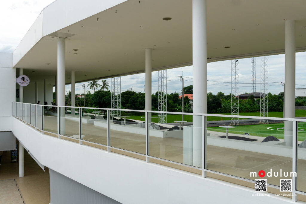 ราวกันตก-กระจกนิรภัย