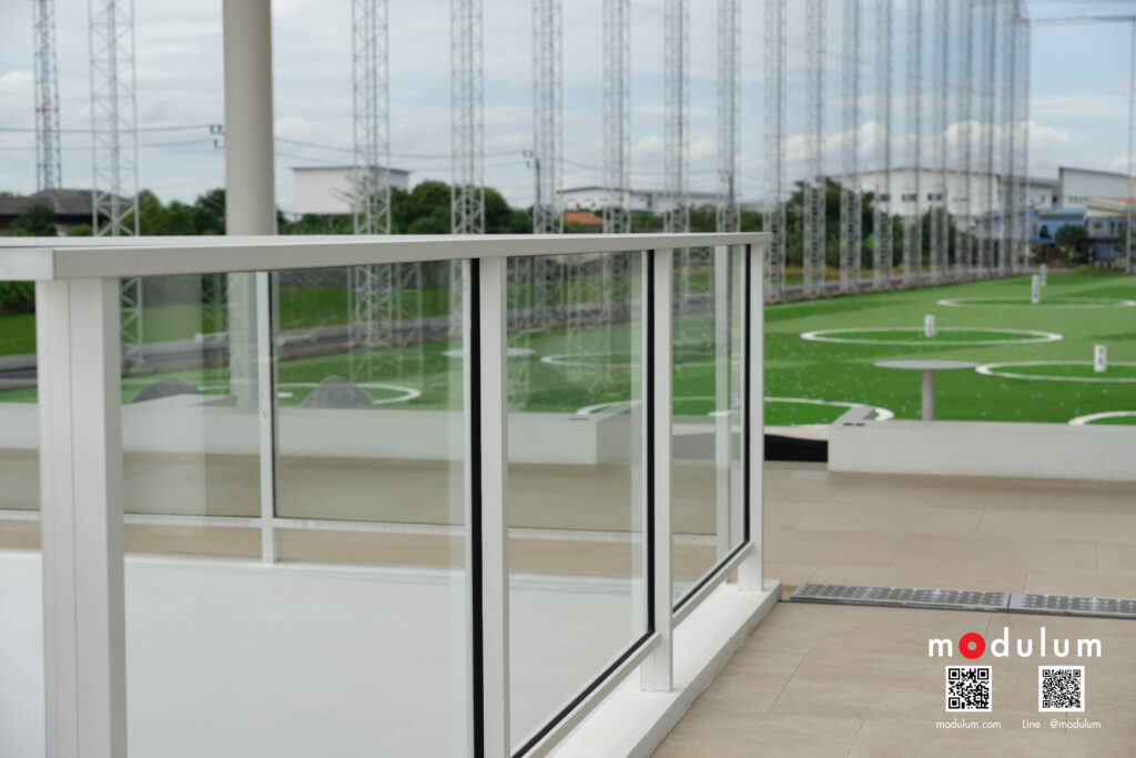 ราวกันตก-กระจกนิรภัย