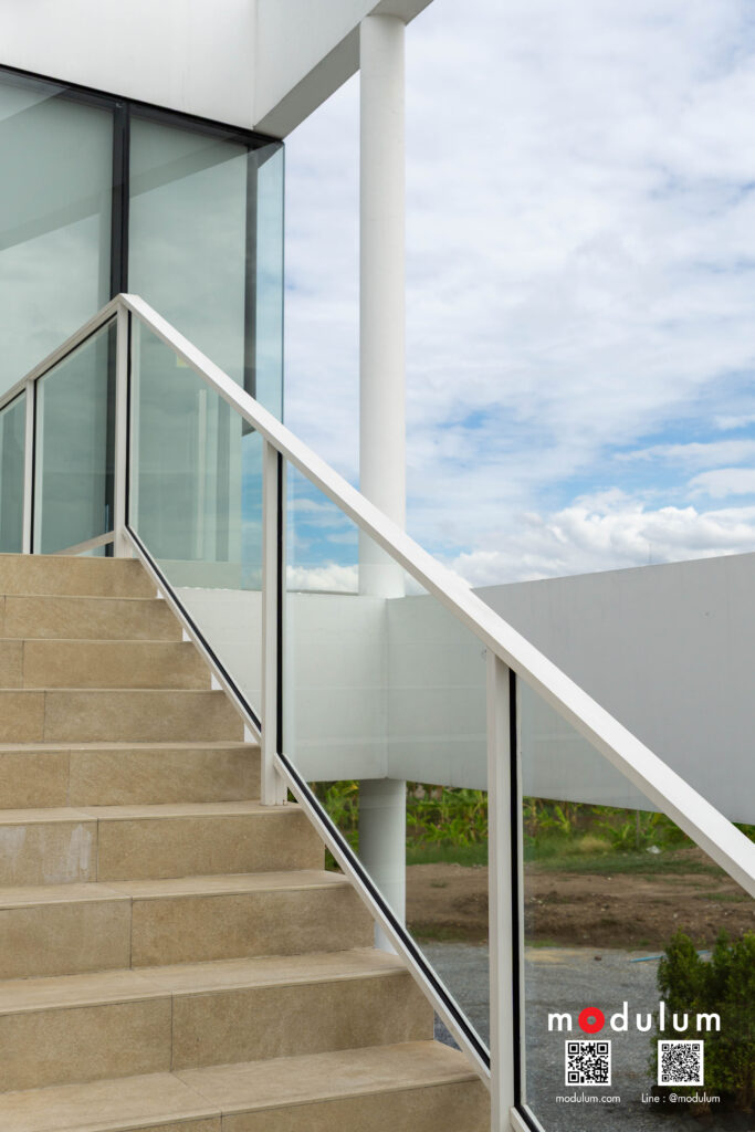 ราวกันตก-กระจกนิรภัย