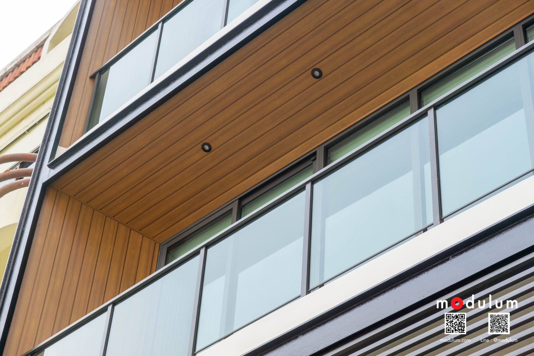 กรุฝ้า-ผนัง-อลูมิเนียมลายไม้